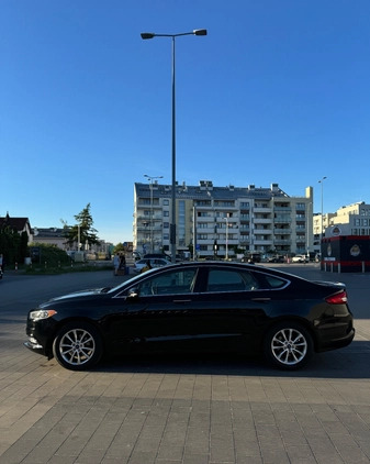Ford Fusion cena 64000 przebieg: 98995, rok produkcji 2017 z Warszawa małe 379
